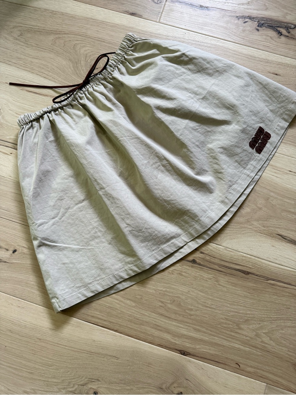 Mui Mui Beige Elastic-Waist Linen Blend Skirt with Brown Drawstring